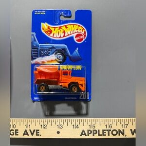 Oshkosh Snow Plow Hot Wheels Mattel Collector No. 201 Die Cast Metal